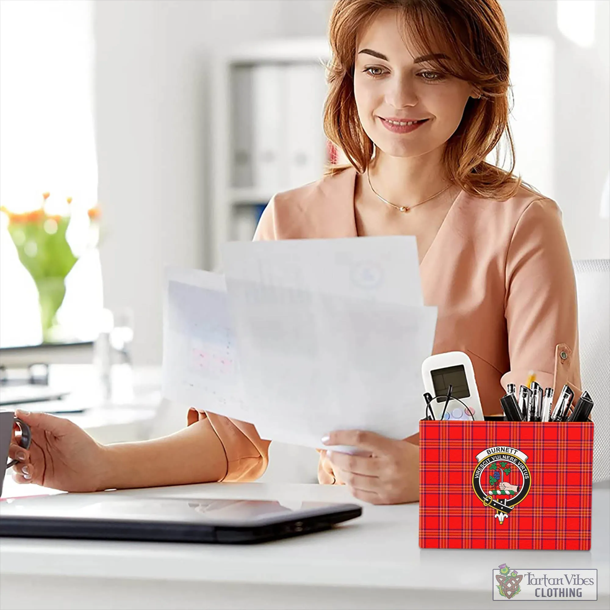 Burnett Modern Tartan Pen Holder with Family Crest