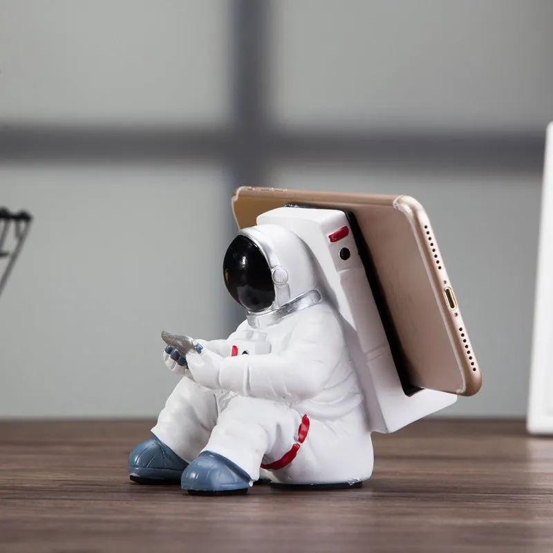 Simple Astronaut Mobile Phone Stand Student Desktop Holder Cute Spaceman Cell Phone Holder Creative Gift Small Desk Decoration